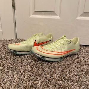 Nike MaxFly Sprint Spikes